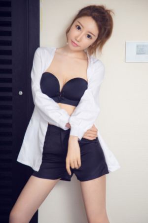 两个小姨子在线