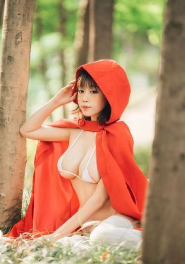 两峰夹小溪地湿又无泥诗
