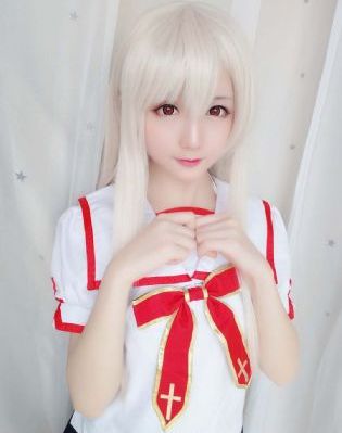 《裸》在线观看