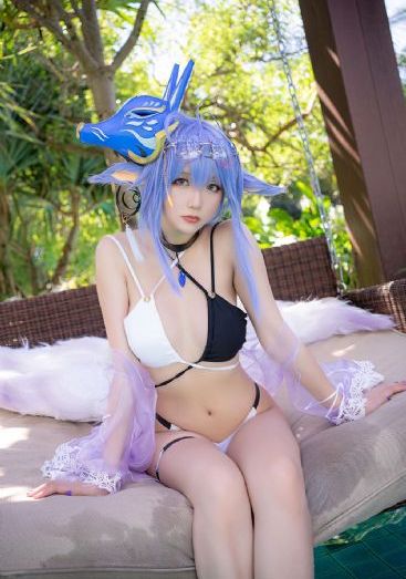 男生把美女狂出水视频